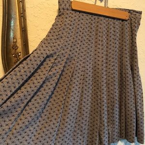 Vintage Ann Taylor Studio pleated skirt
